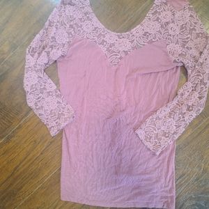 BKE Buckle Lace Sleeve Top